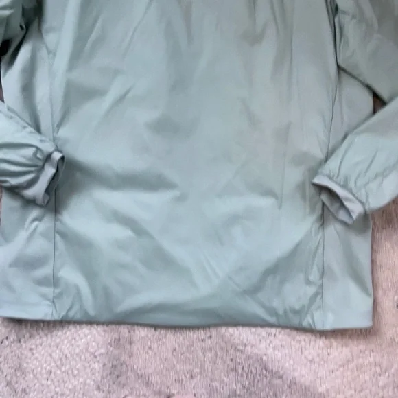 Arc'teryx Men's Mint Green Performance Jacket - Picture 7 of 13